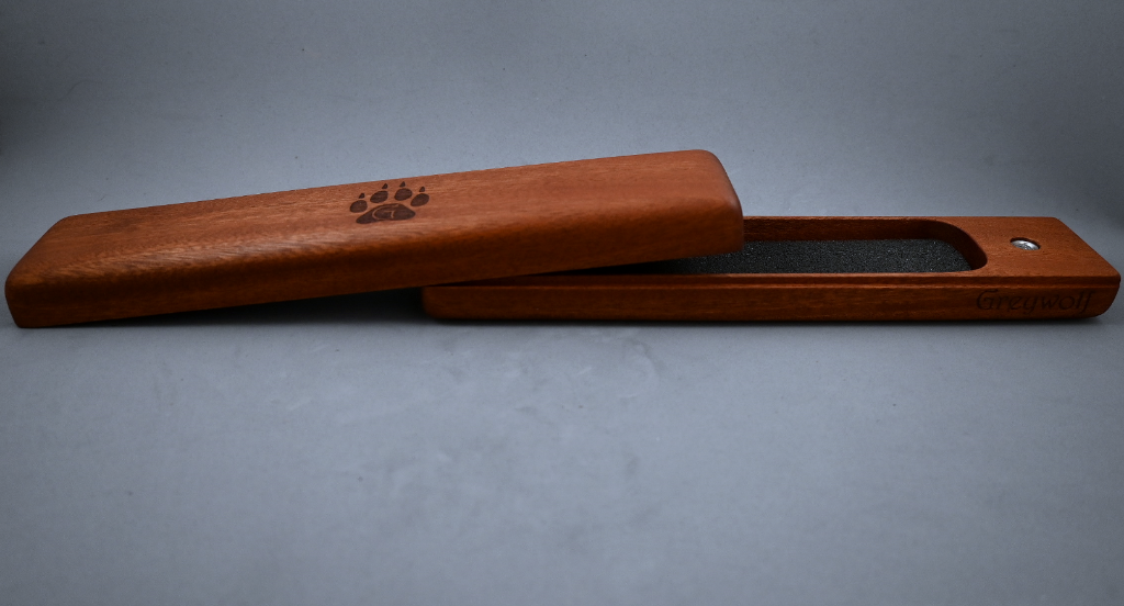 Dice Capsule - Sapele