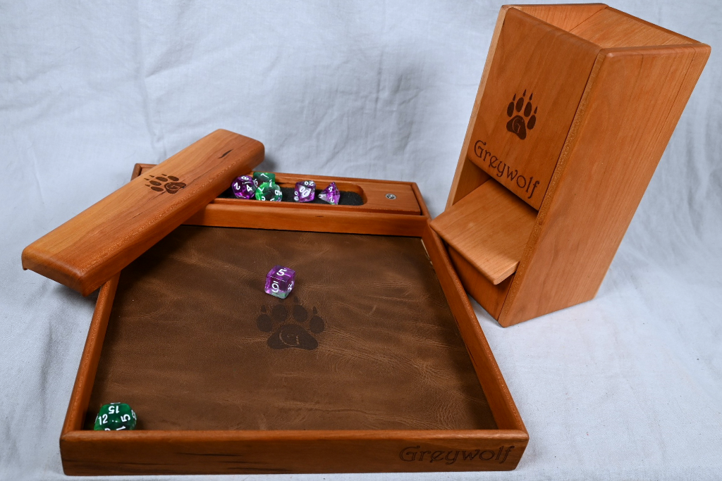 Collapsible Dice Tower - Cherry