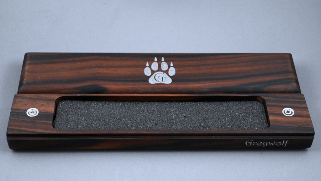 Dice Capsule - Macasar Ebony