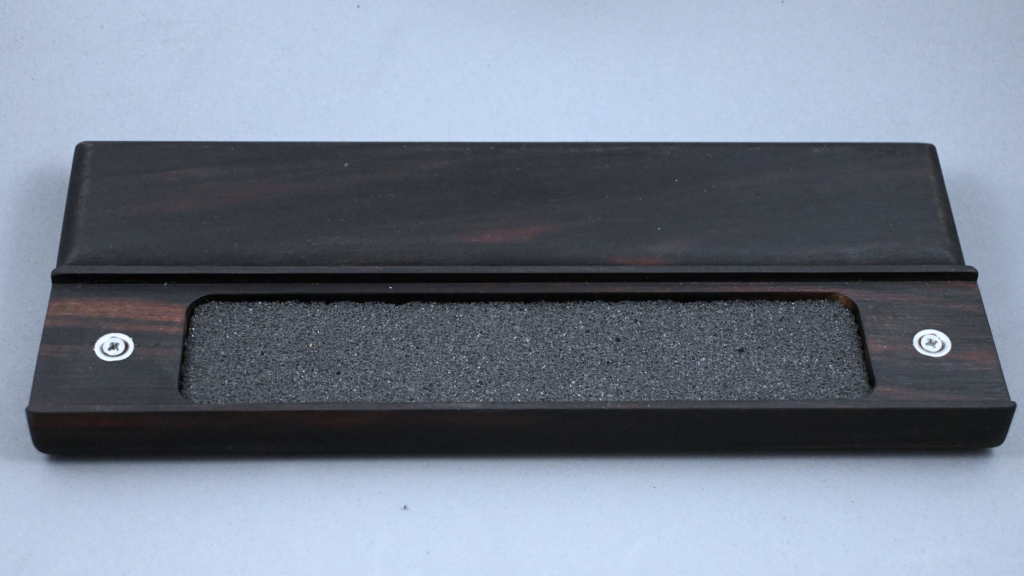 Dice Capsule - Macasar Ebony