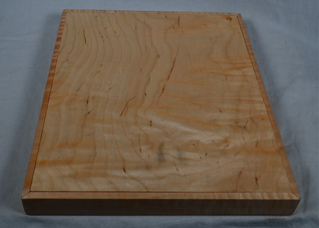 Dice Rolling Tray - Figured Maple
