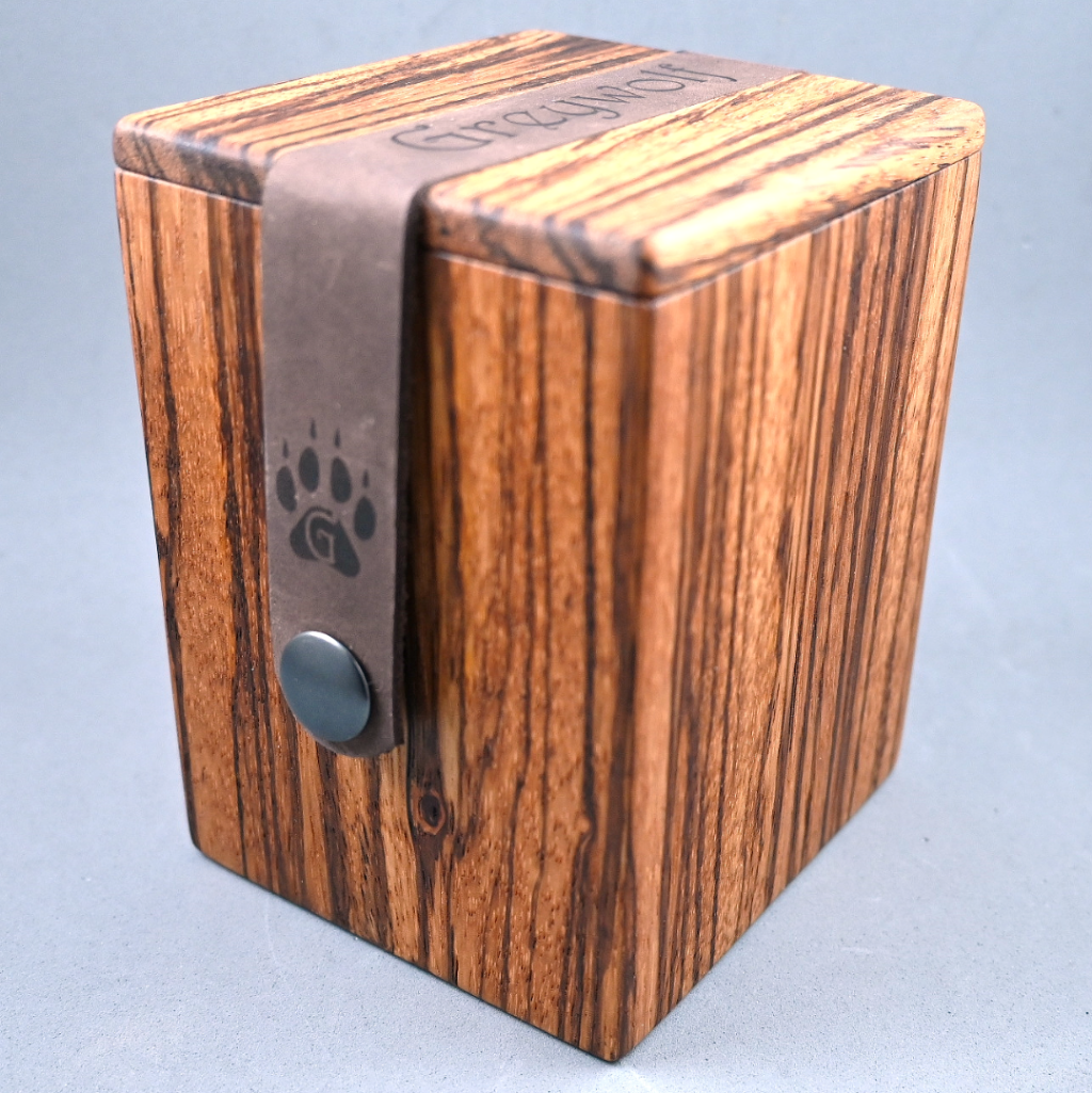Deckbox - Zebra wood