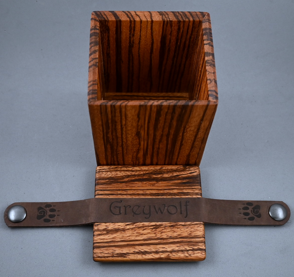 Deckbox - Zebra wood